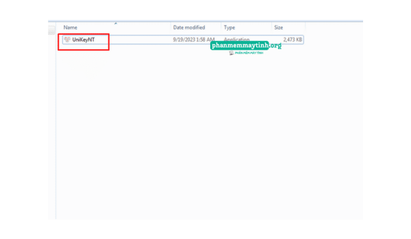 Chạy file cài đặt phần mềm.
